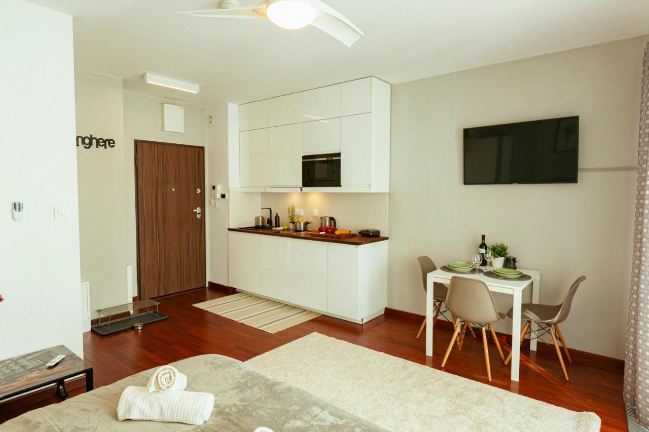 Pawia 51 - Piekny Wiok Na Centrum Warszawy - Duzy Balkon - Smart Tv 55 Cali Wifi - Good Apartments Warsaw Exterior photo